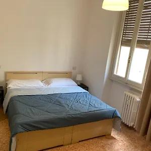 daniele-rooms.it-tuscanyhotel.com/